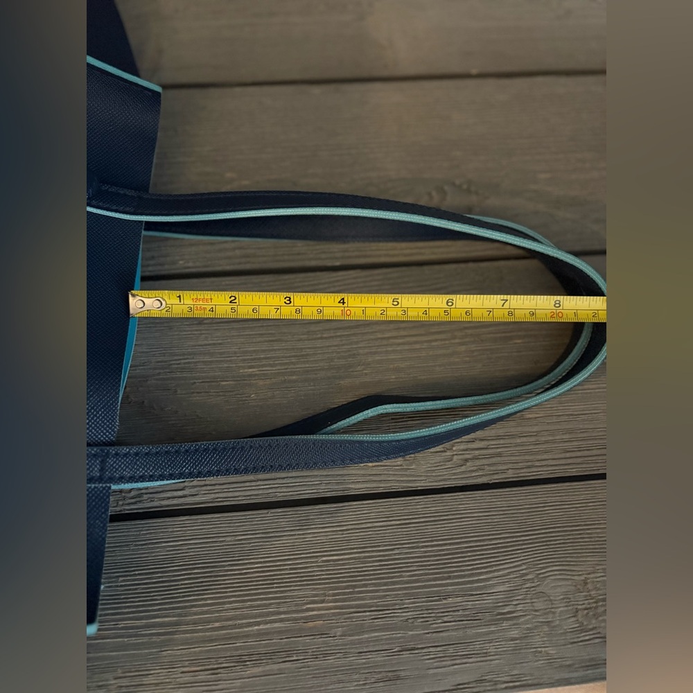 Vince Camuto Tote Bag XL - Picture 11 of 12